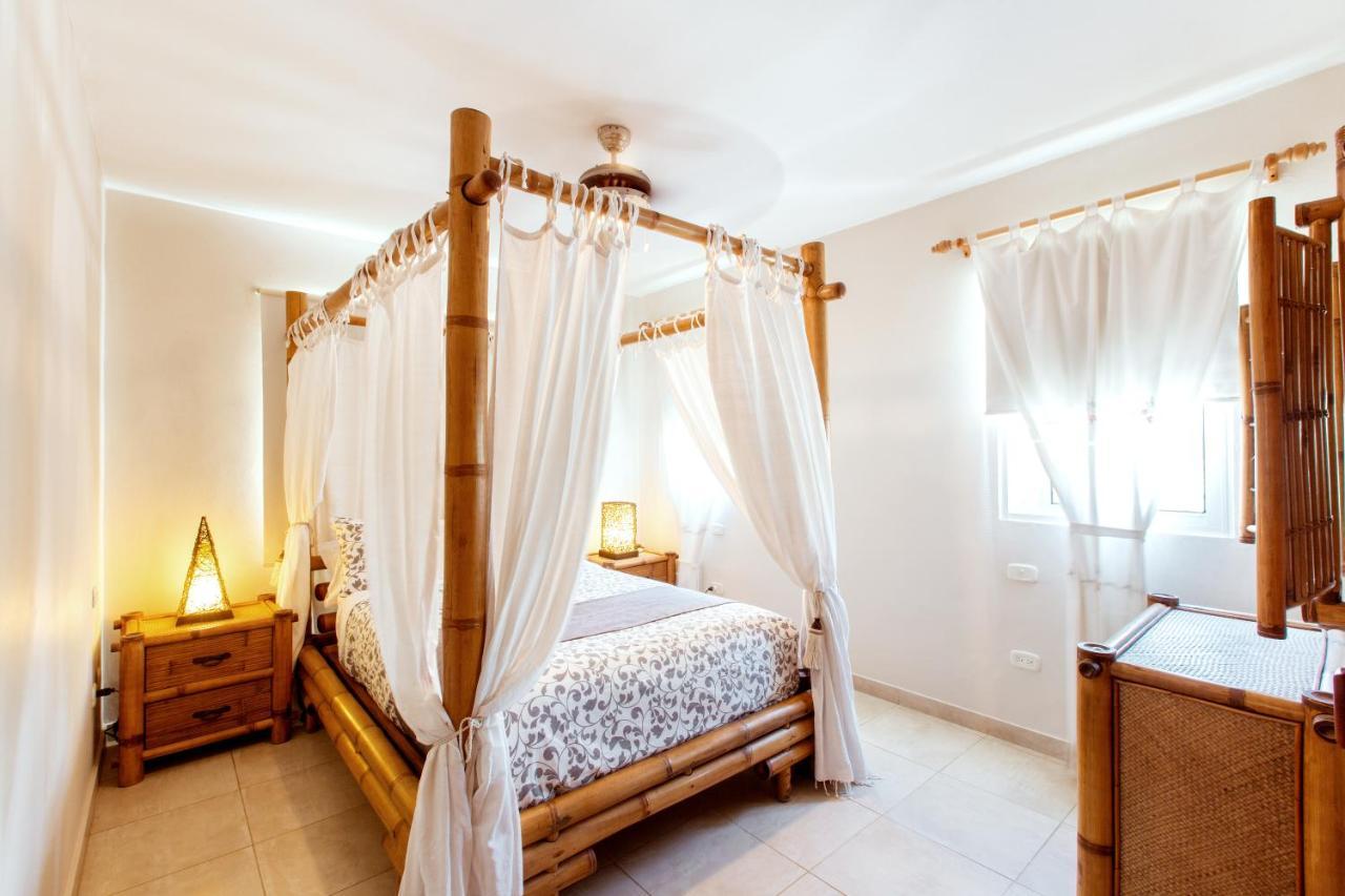 Aventura Village Los Corales Beach And Spa 푼타 카나 외부 사진