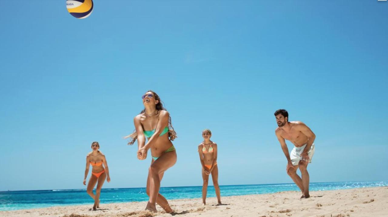 Aventura Village Los Corales Beach And Spa 푼타 카나 외부 사진