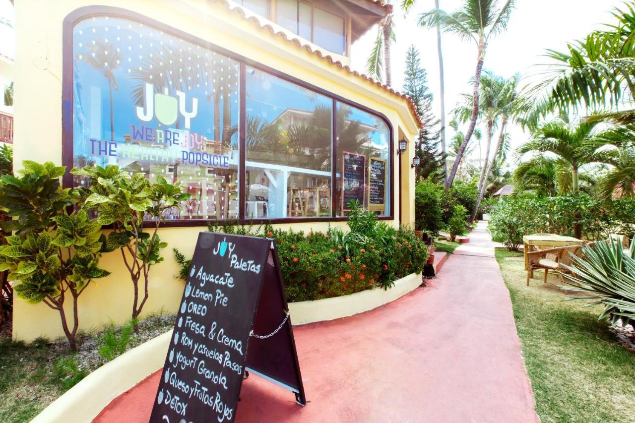 Aventura Village Los Corales Beach And Spa 푼타 카나 외부 사진